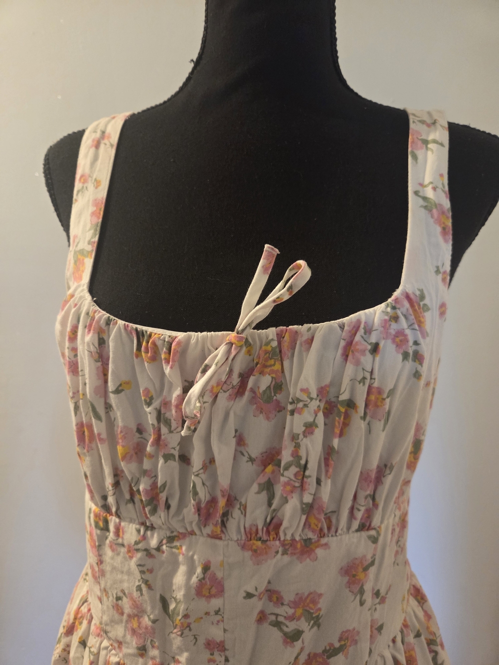 Jessica Simpson White Floral Maxi Dress - Picture 4 of 9